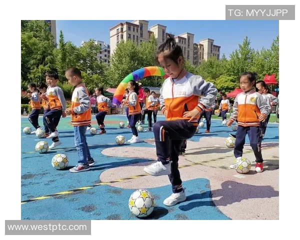 足球宝宝服让小宝贝尽享运动乐趣助力成长与健康的完美选择