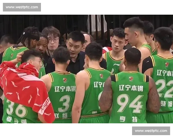 辽宁队险胜广东队夺冠赛场激烈比拼引球迷热议与讨论 辽宁队险胜广东队夺冠赛场激烈比拼引球迷热议与讨论